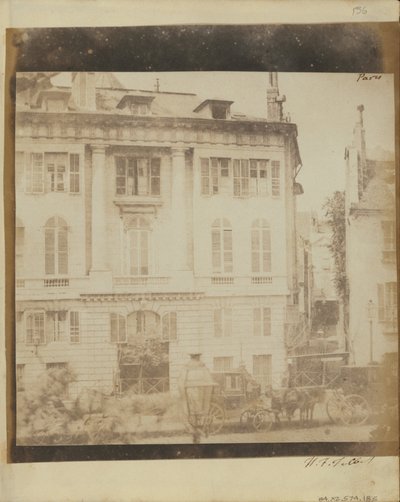 Carrozze Davanti a una Residenza di Parigi da William Henry Fox Talbot